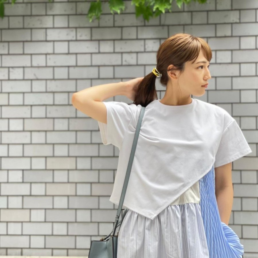 Instagram post by @mashiba_room for ELENDEEK. Caption reads: today's #ootd🥳

tops → @elendeek 
pants→....