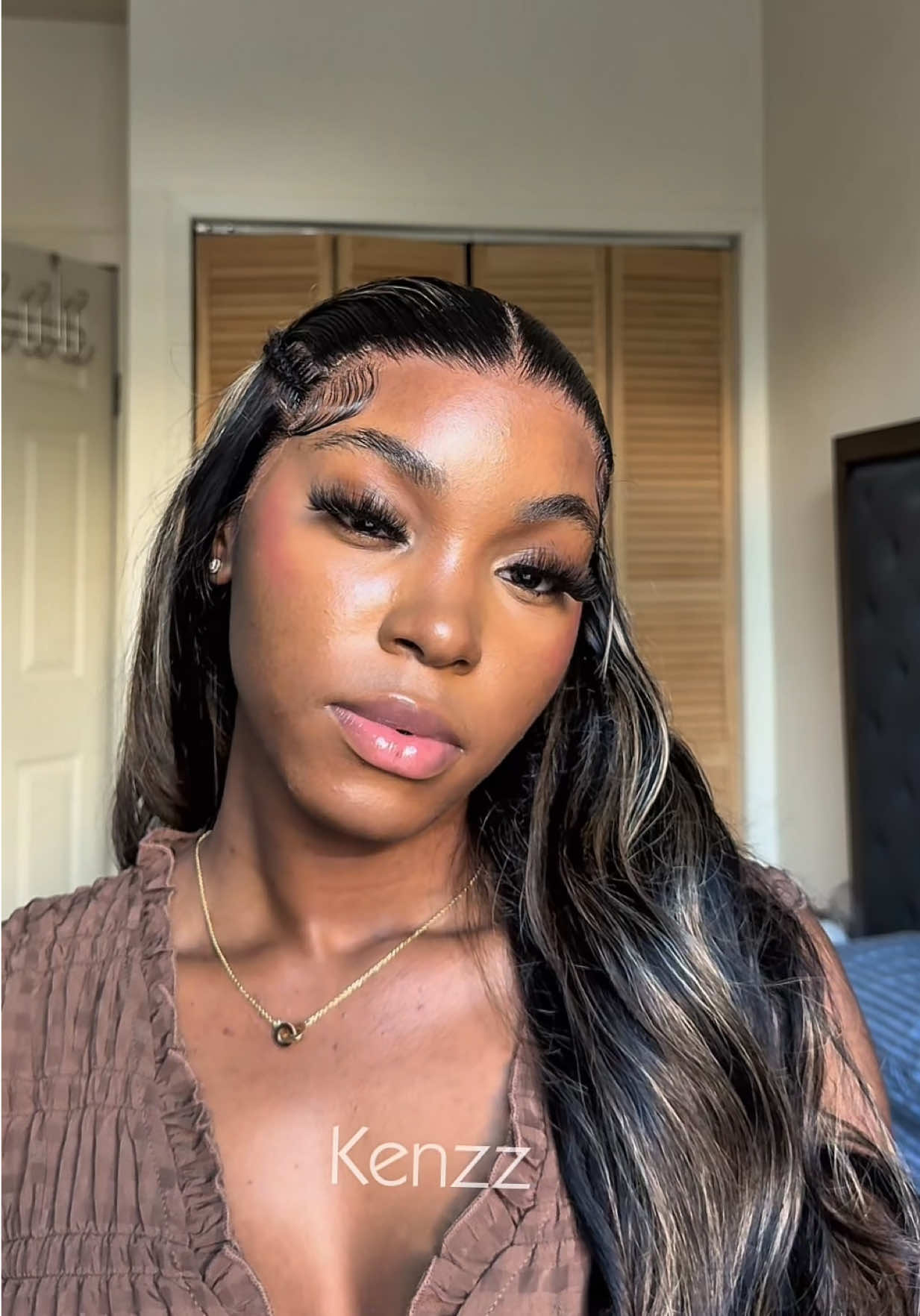 TikTok post by @_ken.dii for Wowangel. Caption reads: Highlights anyone? @Wowangel Use my code “KEN23”....