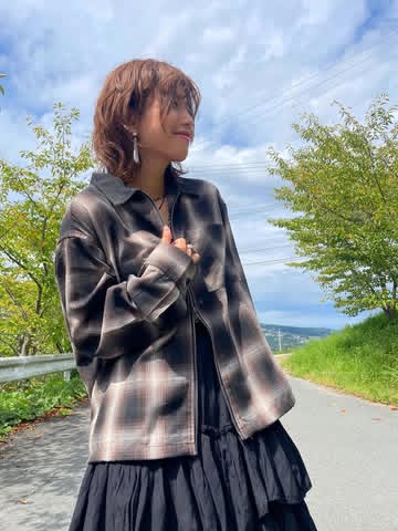Instagram post by @tkr_chhi for Zone (WEGO supported). Caption reads: . WEGOさんからご提供いただいたシャウターを着てみた日。....