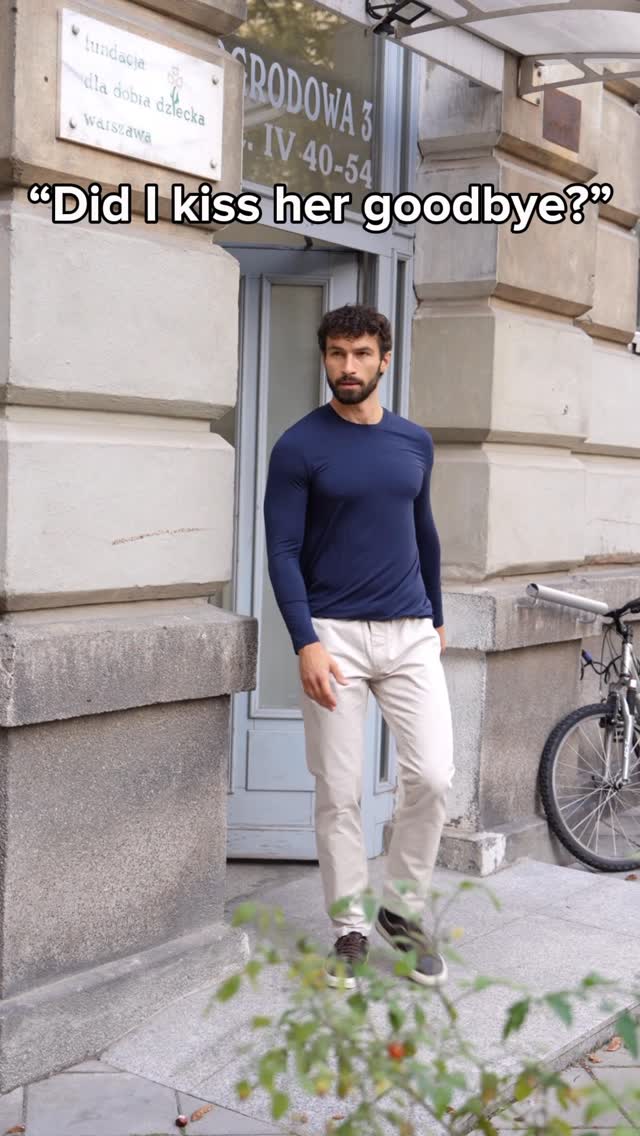 Instagram post by @lukasz.zarazowski for Yamamay. Caption reads: [...] get out of the apartment with fits from....