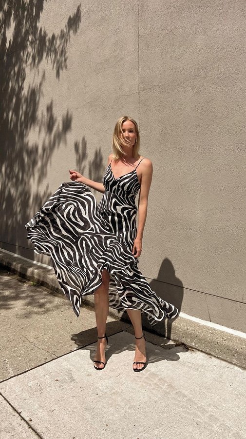 Instagram post by @livjudd for Melanie Lyne. Caption reads: summer dresses from @stylemelanielyne – which is....