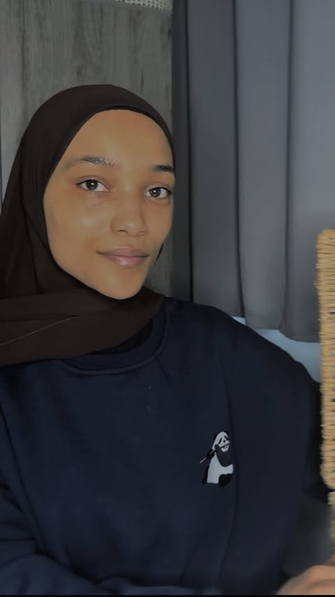 Instagram post by @_eahsieneed for Amazon Fresh. Caption reads: [...] been so easy and affordable with....