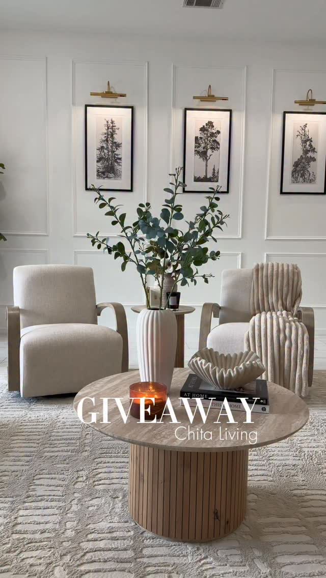 Instagram post by an influencer for CHITA. Caption reads: [...] 🍁 and I’ve partnered with @chitaliving to....