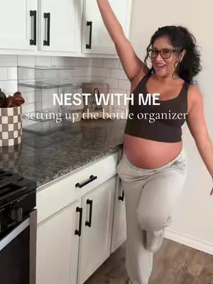 TikTok post by @latteloveforteaching for Vtopmart. Caption reads: [...] #firsttimemom #pregnantlife @Vtopmart.