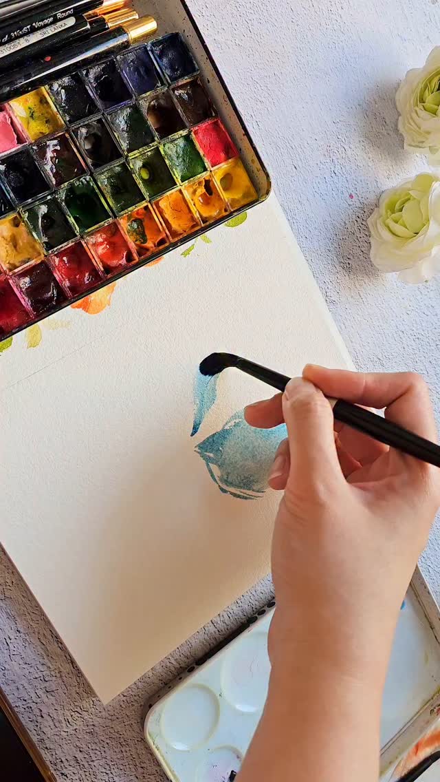 Instagram post by @jolypoa for Skillshare. Caption reads: Expressive soft petals 🖌 Learn to paint this in....