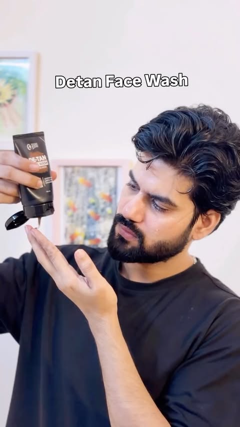 Instagram post by @luvvashishtha for BEARDO. Caption reads: Beardo Detan Har roz kit.🙌 #Ad #detanharrozkit....
