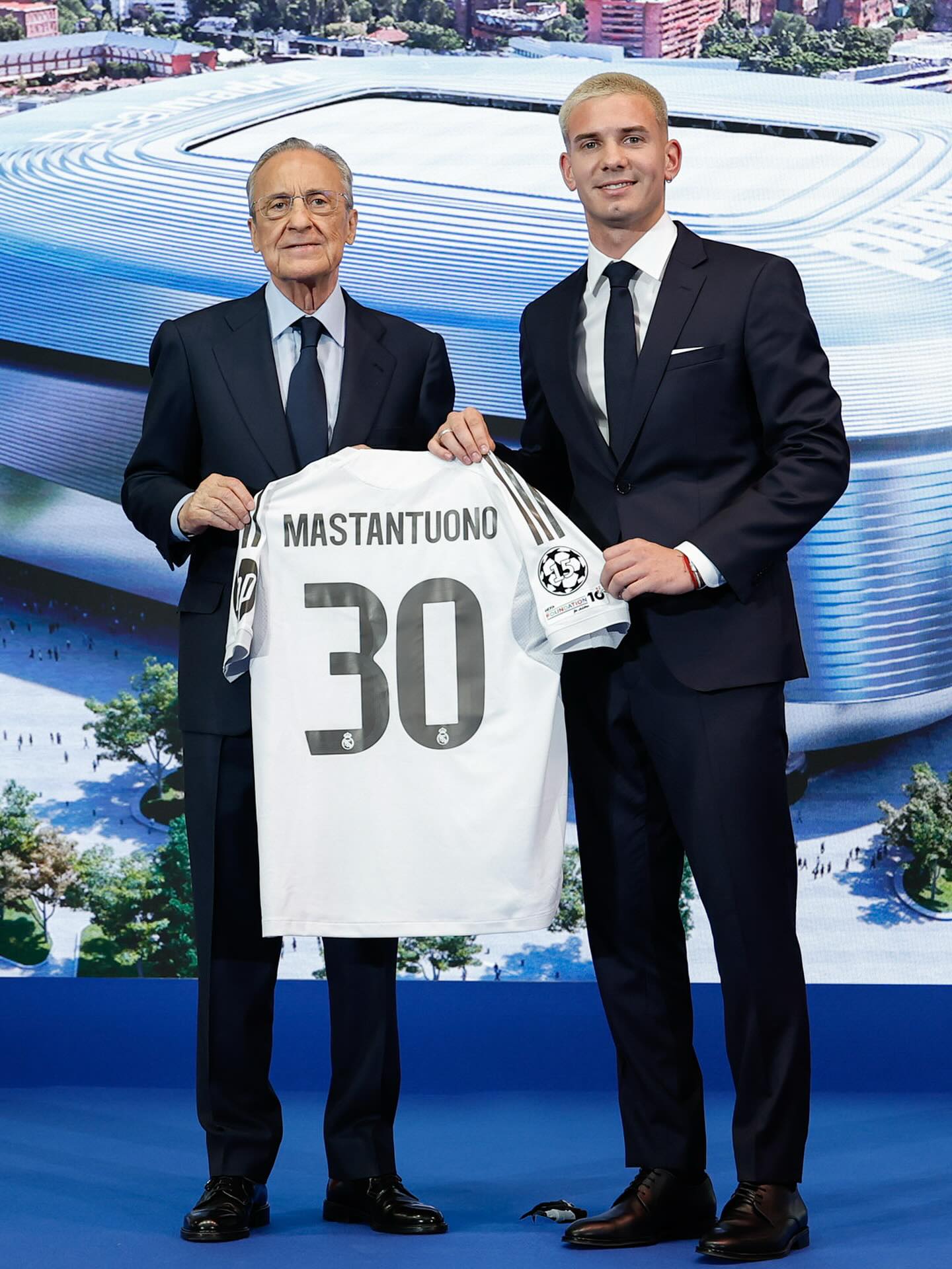 Instagram post by @franco.mastantuono for Real Madrid C.F.. Caption reads: 🤩 @Franco.Mastantuono 🤩
#WelcomeMastantuono.