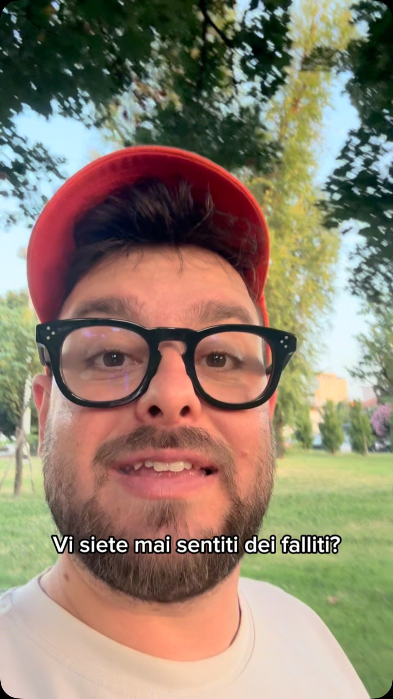 Instagram post by @edorighini for Unobravo. Caption reads: Che dite, nel dubbio ne parliamo?

#ad....