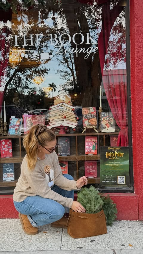 Instagram post by @cass.spinelli for DSW. Caption reads: [...] outfits with a cute sneaker. Available at....