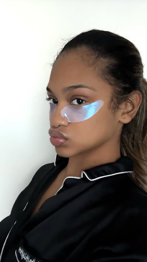 Instagram post by @thianneb for Erborian. Caption reads: 💕💕 @erborian @larocheposay @milkmakeup....