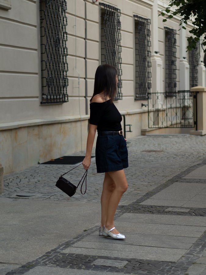 Instagram post by @kamila.alencynowicz for Kappahl. Caption reads: [...] #raboesyshoes #balagan #balaganstudio....