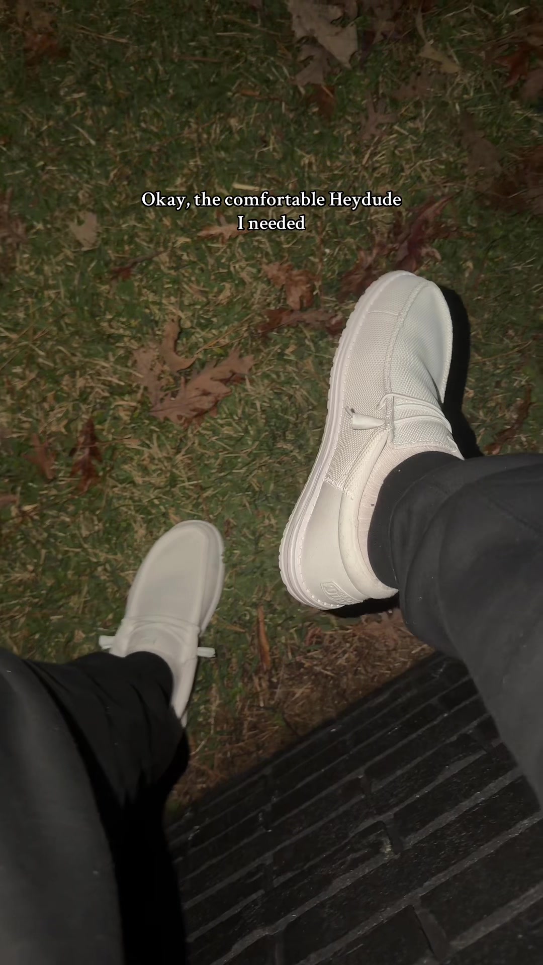 TikTok post by @la_2.01 for HEYDUDE shoes. Caption reads: Comfortable Heydude @HeyDude .