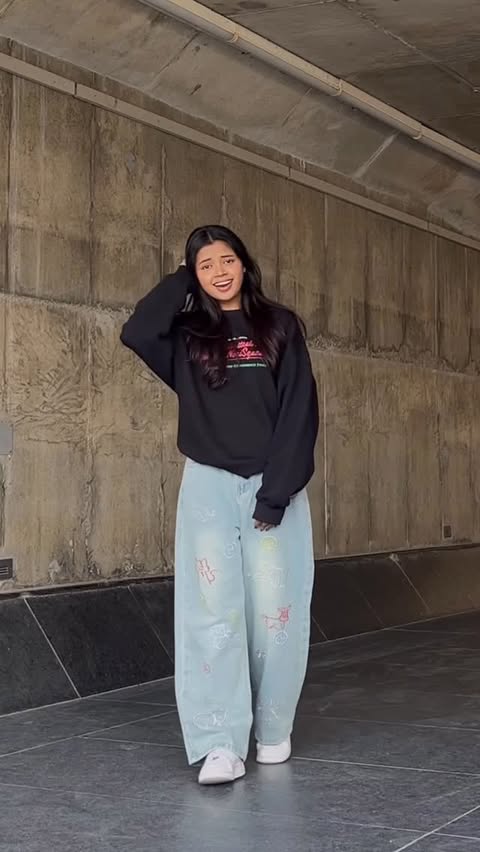 Instagram post by @_samriti_01_ for NEWME. Caption reads: Jhuthi RAANII👀

Bottoms- @newme.asia (use code -....