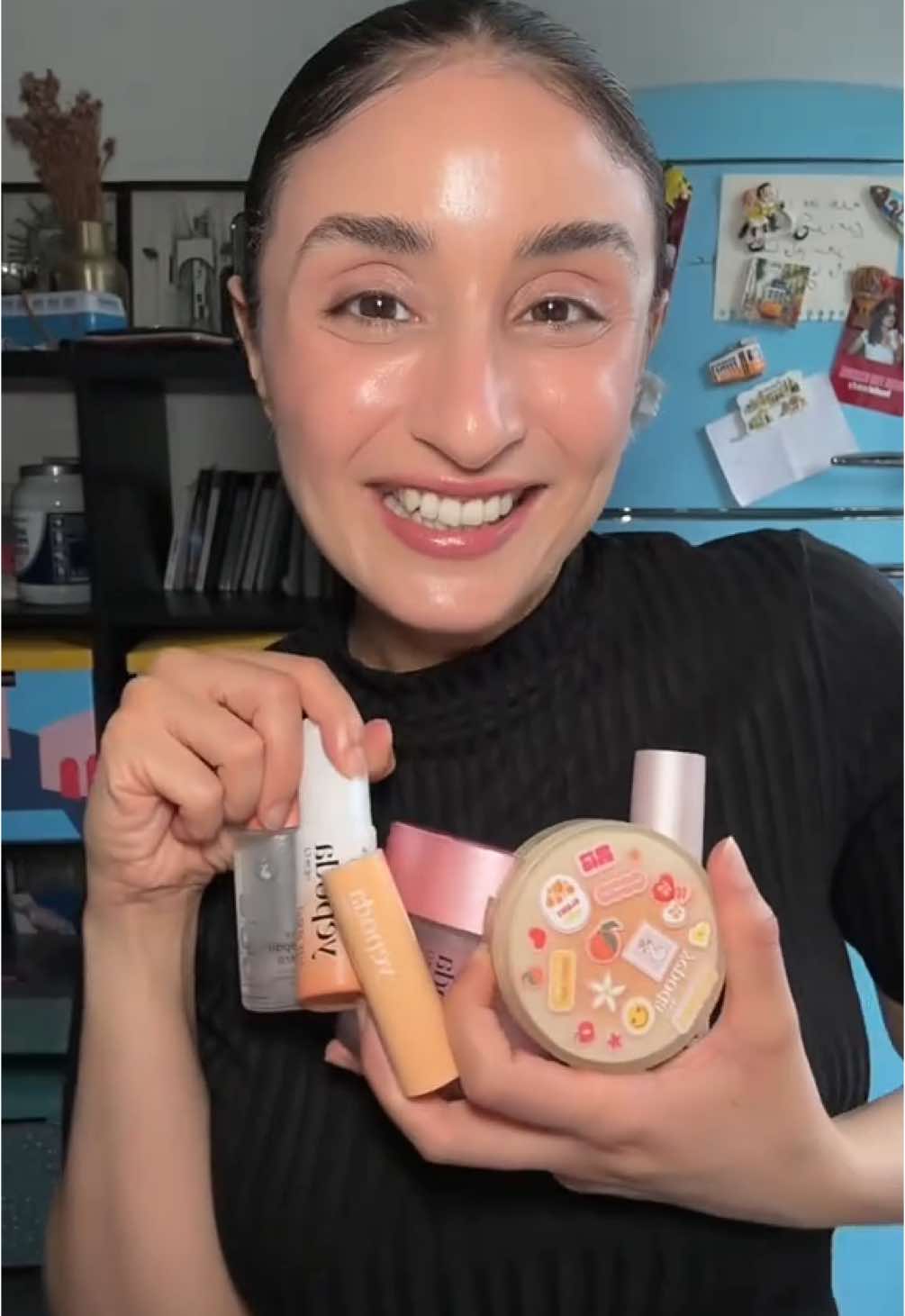 TikTok post by @nejlaa_belh for Yepoda. Caption reads: Même ta maman chérie va valider ton glow avec....