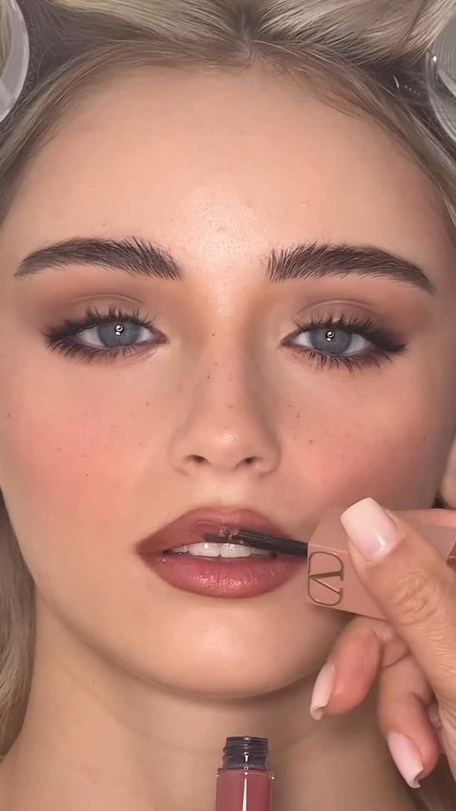 Instagram post by @beautyunionpl for Weleda. Caption reads: This tutorial Make me crazy !!!!
Makeup & video....