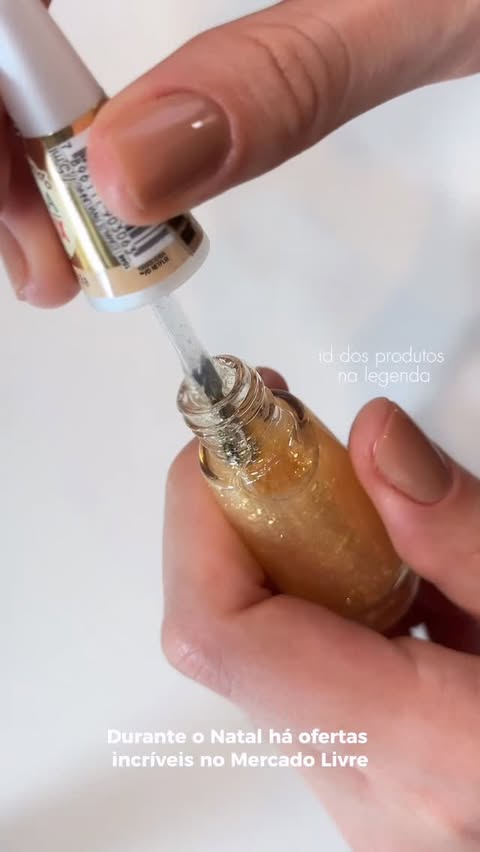 Instagram post by @mieksto for Mercado Livre. Caption reads: usaria???! 💅🏻✨🥂

Id glitter: RBMHPJ-6YDH
Id....