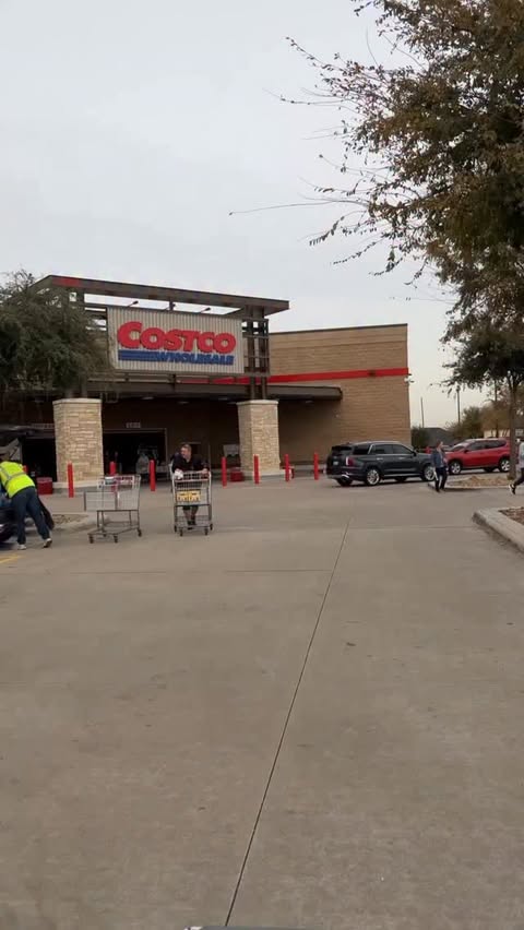 Instagram post by @wholesomelymorgan for Banza. Caption reads: [...] is non-negotiable 🫶I’ve been using....