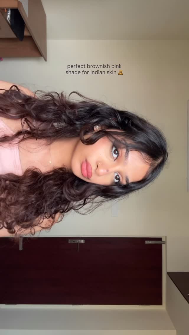 Instagram post by @sonalxr for Praush Beauty. Caption reads: cutest matte shade ft. @praush.beauty 🩷.
the most....