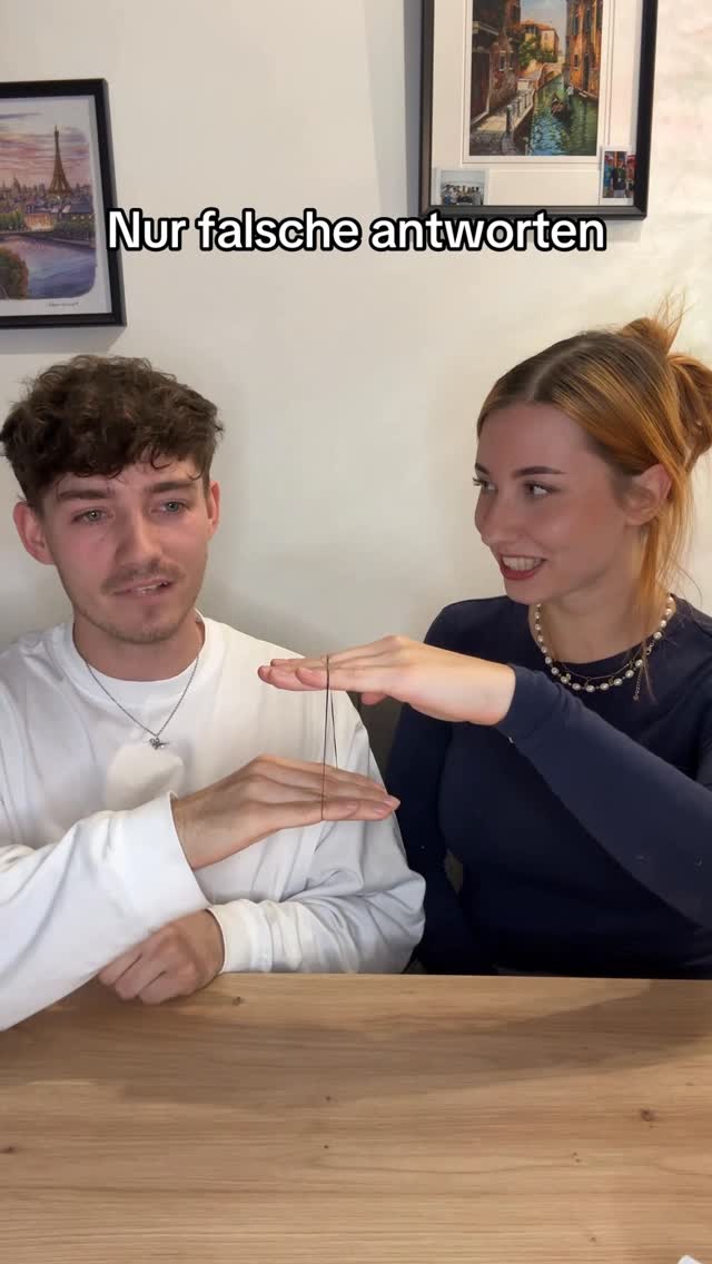 Instagram post by @mexify for Samsung Germany. Caption reads: [...] und nur einmal richtig. @samsunggermany....