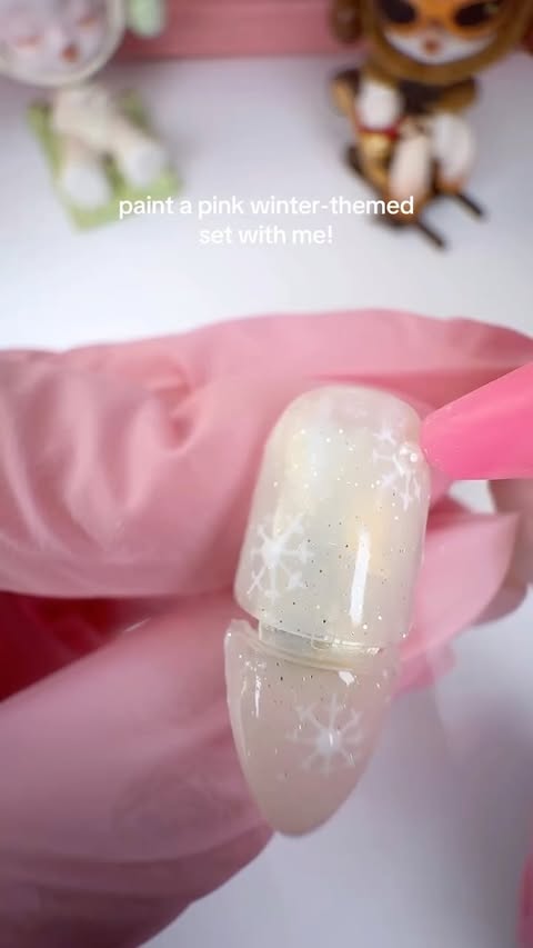 Instagram post by @kitumico for Bornpretty. Caption reads: [...] your patience! > < using gels from....