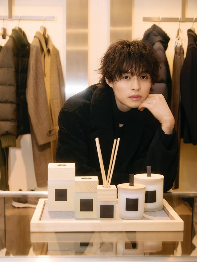 Instagram post by @katsumi_hyodo_official for Herno. Caption reads: @herno 「HERNO HOME COLLECTION」 「HERNO」らしい [...].