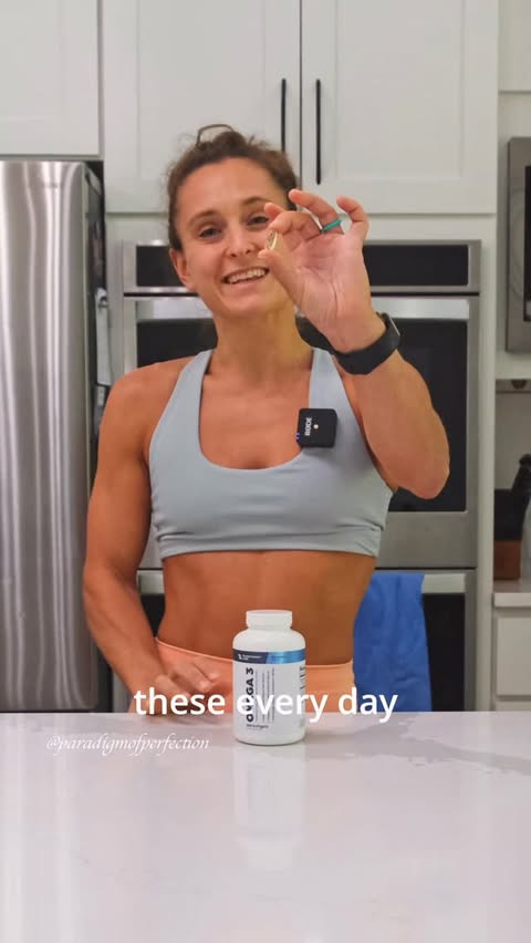 Instagram post by @paradigmofperfection for Transparent Labs. Caption reads: [...] 3s in your diet? I personally use....