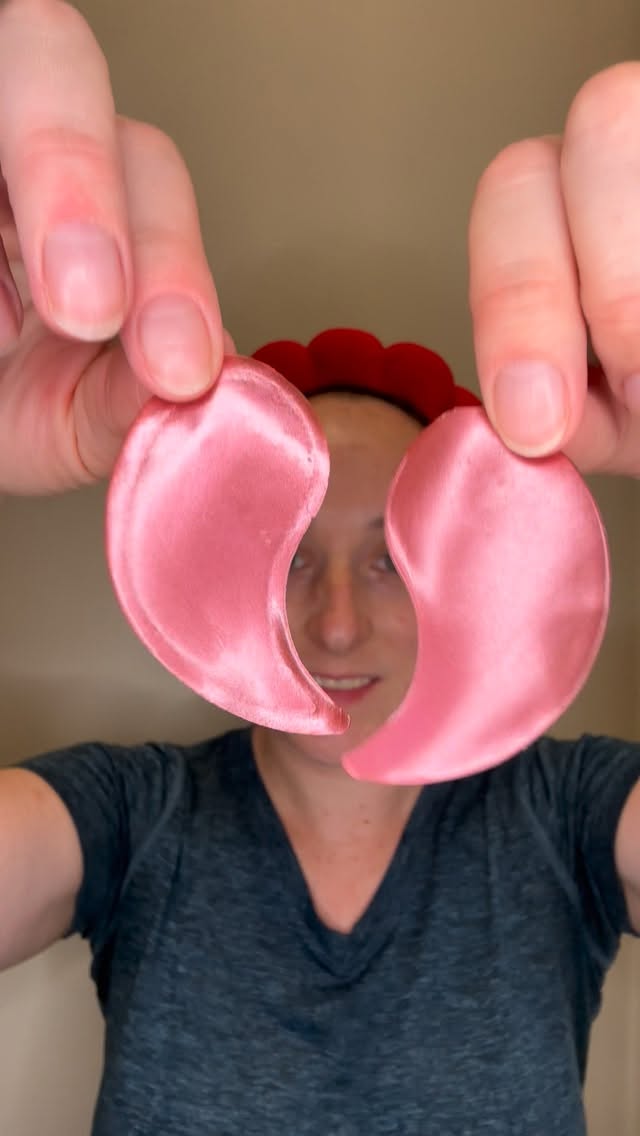 Instagram post by @ihearteverithing for Stack Influence. Caption reads: Say hello to brighter, less tired eyes.....