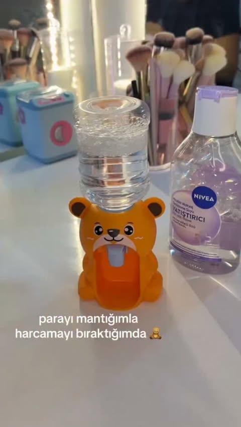 Instagram post by @saturnblogunuz for Watsons. Caption reads: Kimler böyle 😅 . Cr:mmellyyc #gratisindirimi....