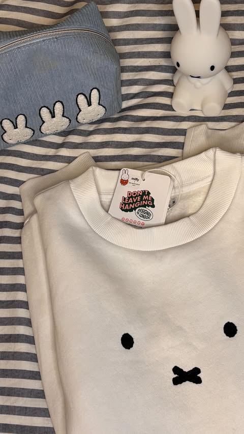 Instagram post by @mollygpokes for Skinnydip London. Caption reads: [...] you endlessly @miffy_official and....