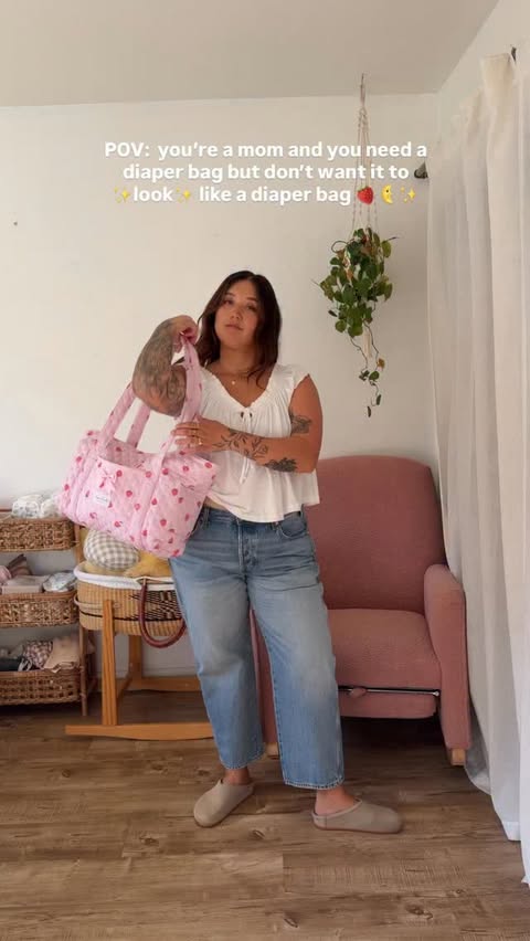 Instagram post by @amberandjune for Moon Nude. Caption reads: [...] I need for 2 toddlers & a newborn! 
Moon....