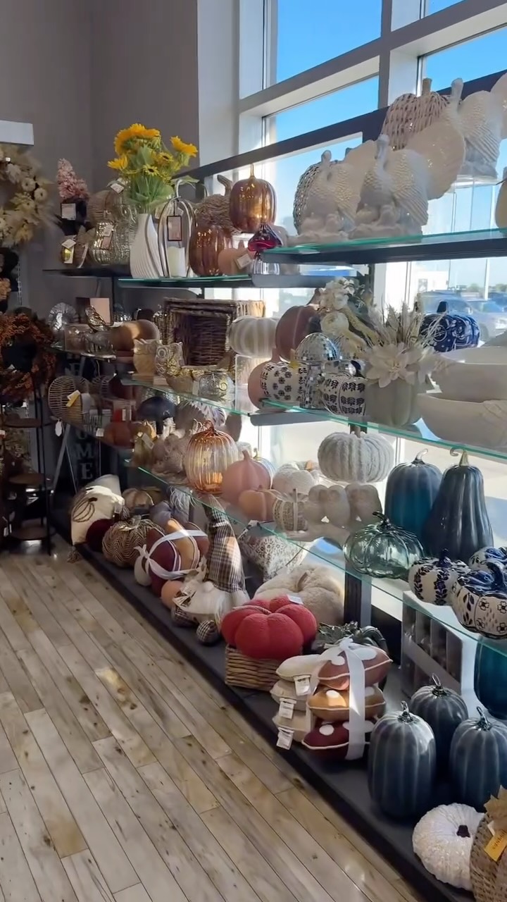 Instagram post by @milasmosaic for HomeSense. Caption reads: So many things I wanna get from @homesensecanada....