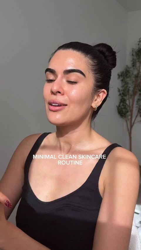 Instagram post by @seetorra for DIME Beauty. Caption reads: [...] weeks now … you guys be the judge 🤗....