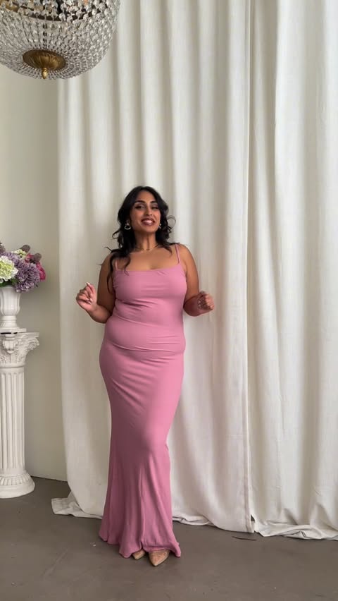 Instagram post by @sharontheclaw for YITTY. Caption reads: @yitty knew exactly what they were doing 😮‍💨....