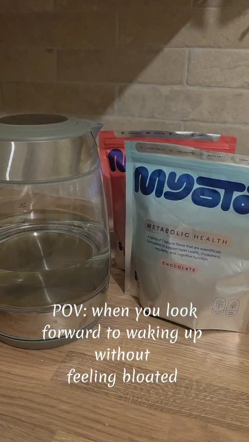 Instagram post by @tomi_nico24 for Myota. Caption reads: [...] morning feeling bloated 

Good thing ....