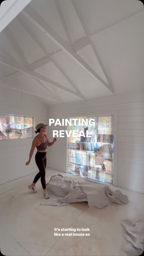 Instagram post by @riavandervis for Dulux. Caption reads: [...] was a serious reno highlight! I used....