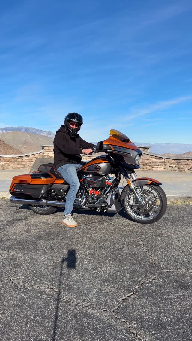 Instagram post by @cyclefanatix for Michelin. Caption reads: [...] are spectacular 💯 @harleydavidson....