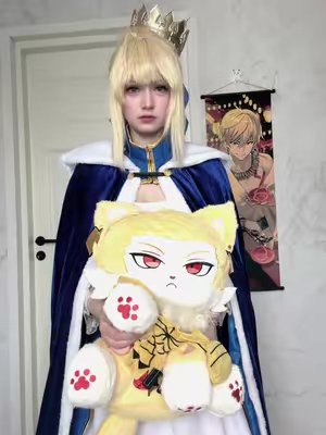TikTok post by @pipopipo.cos for PlushShop. Caption reads: Discount code pipo at @PLUSHSHOP.COM....