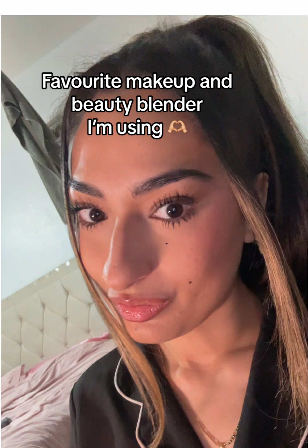TikTok post by @shazaliaemma for Clomaná. Caption reads: [...] lately @LYS Beauty @Fyne Cosmetics @Clomaná....