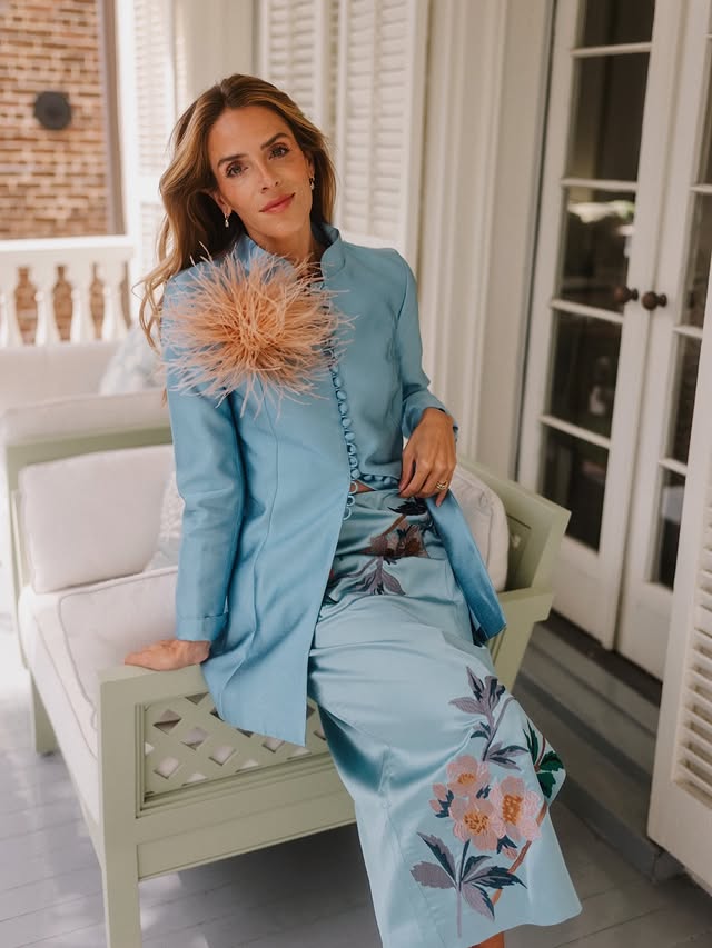 Instagram post by @juliaberolzheimer for tuckernuck. Caption reads: [...] the air and pretty prints thanks to....