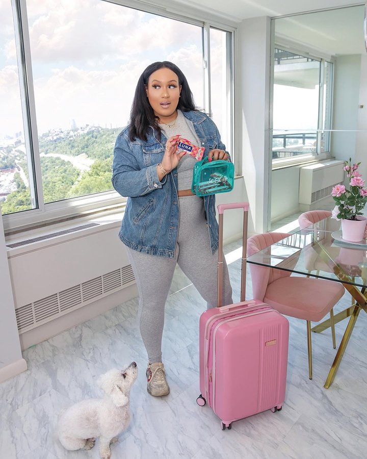 Instagram post by @morganangeliqueowens for LUNA Bar. Caption reads: Ever see a snack on the go??✈️
.
.
#ad Well, now....