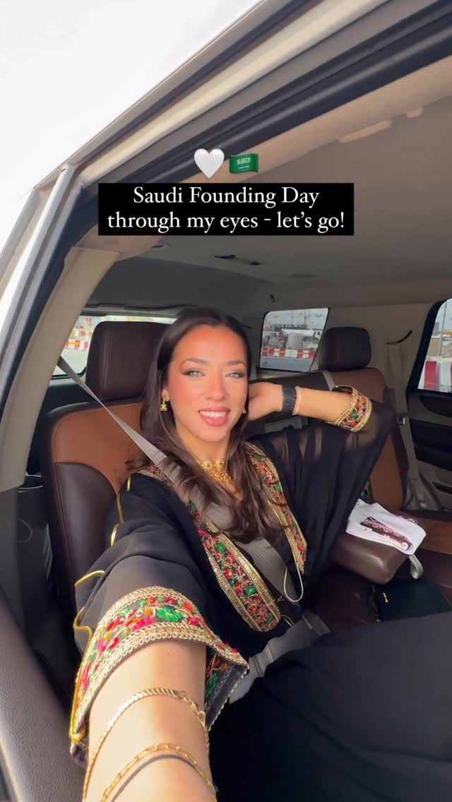 Instagram post by @daria.sots for Visit Saudi. Caption reads: Happy Saudi Founding Day! 🇸🇦✨ 

A day to....