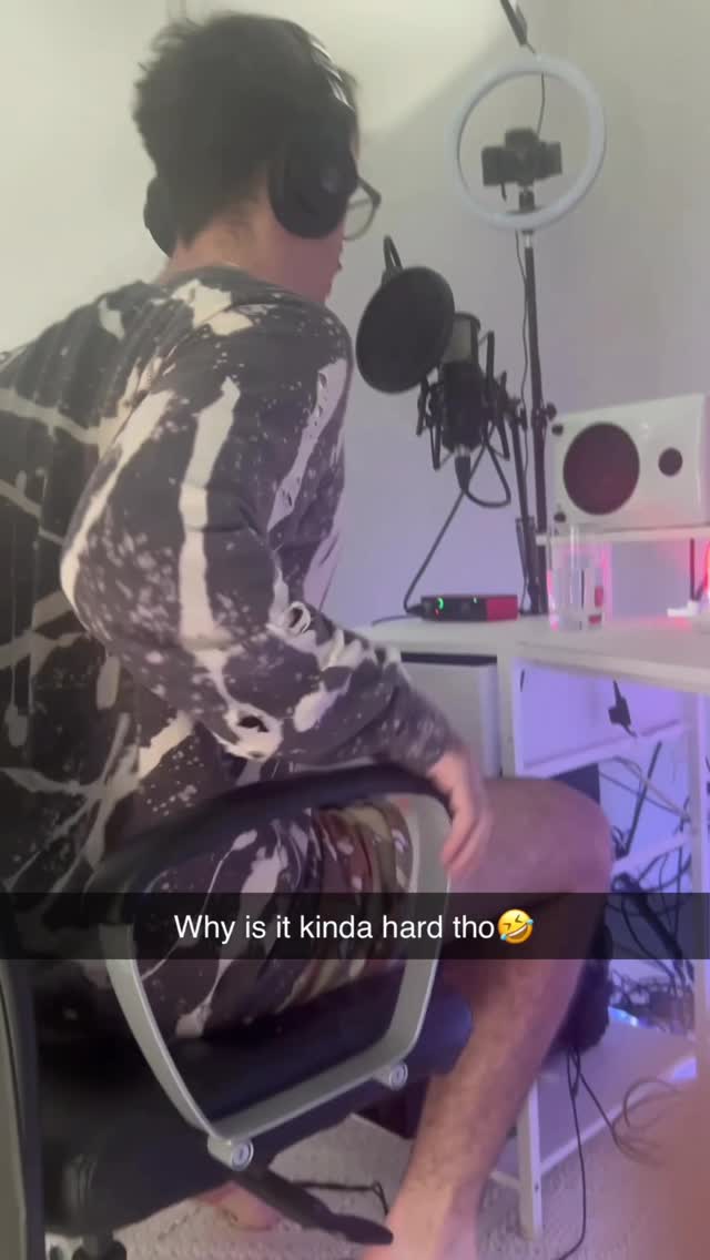 Instagram post by @kaggeeeee for Neural DSP. Caption reads: @neuraldsp Mantra = instant upgrade.

Cleaner....