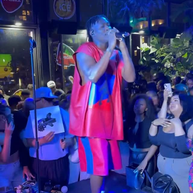 Instagram post by @sadeandthecity for Sparkling Ice. Caption reads: @sparklingice knows how to throw a party 🤌🏾🔥10s....