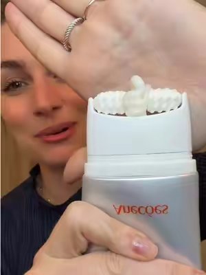 TikTok post by @ashlynmidkiff for ANECOES. Caption reads: [...] #skincareover30 #fyp #beautytok @ANECOES....