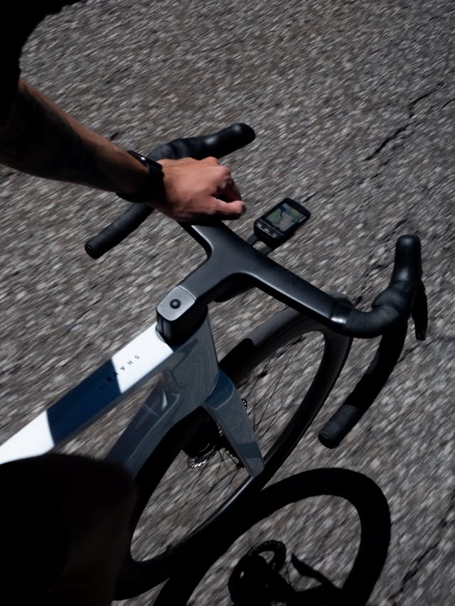 Instagram post by @_mchkr_ for MAURTEN. Caption reads: [...] #rosebikes #fingerscrosseddesign #maurten....