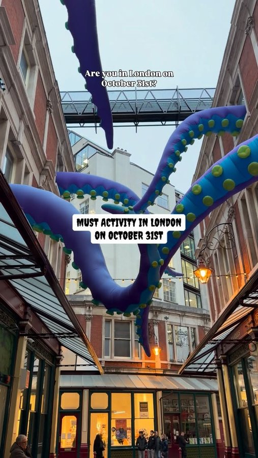 Instagram post by @prettylittlelondon for Photoroom. Caption reads: ad Looking for something fun to do this October....