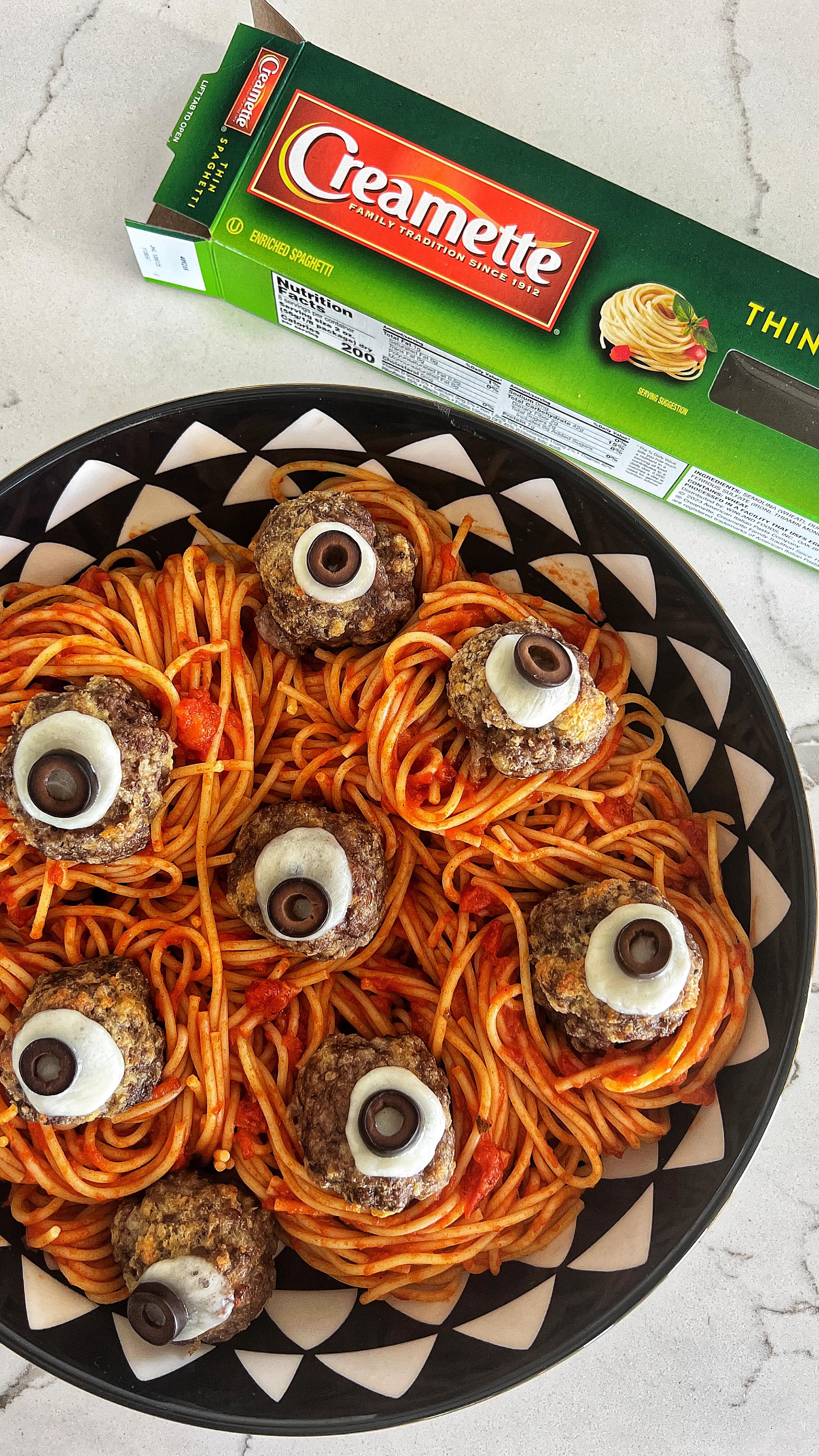 Instagram post by @gold_coast_girl for Jewel-Osco. Caption reads: Today I am teaming up with @jewelosco +....