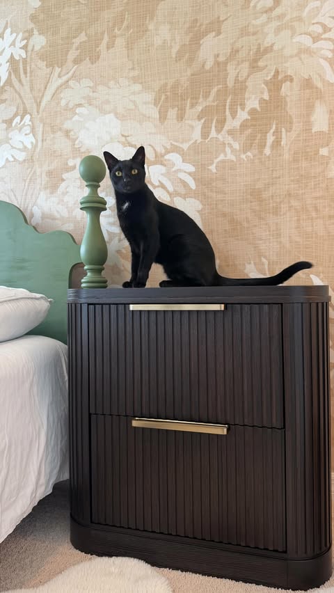 Instagram post by an influencer for Hernest. Caption reads: [...] Nightstand - SKU7648 Follow....