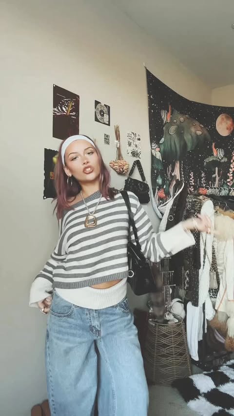 Instagram post by @isavramirez for In Print We Trust. Caption reads: Angel print wings from @inprintwetrust.co link in....