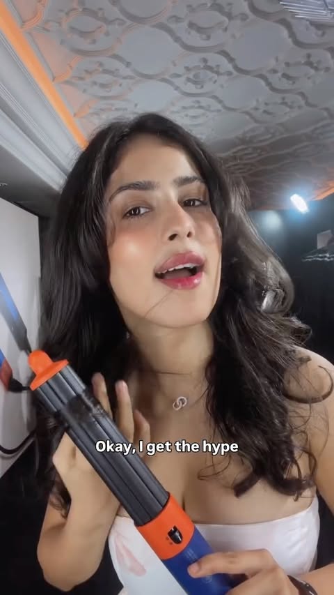 Instagram post by @aryachawlaa for Dyson. Caption reads: [...] she’ll love, long after the wedding!....